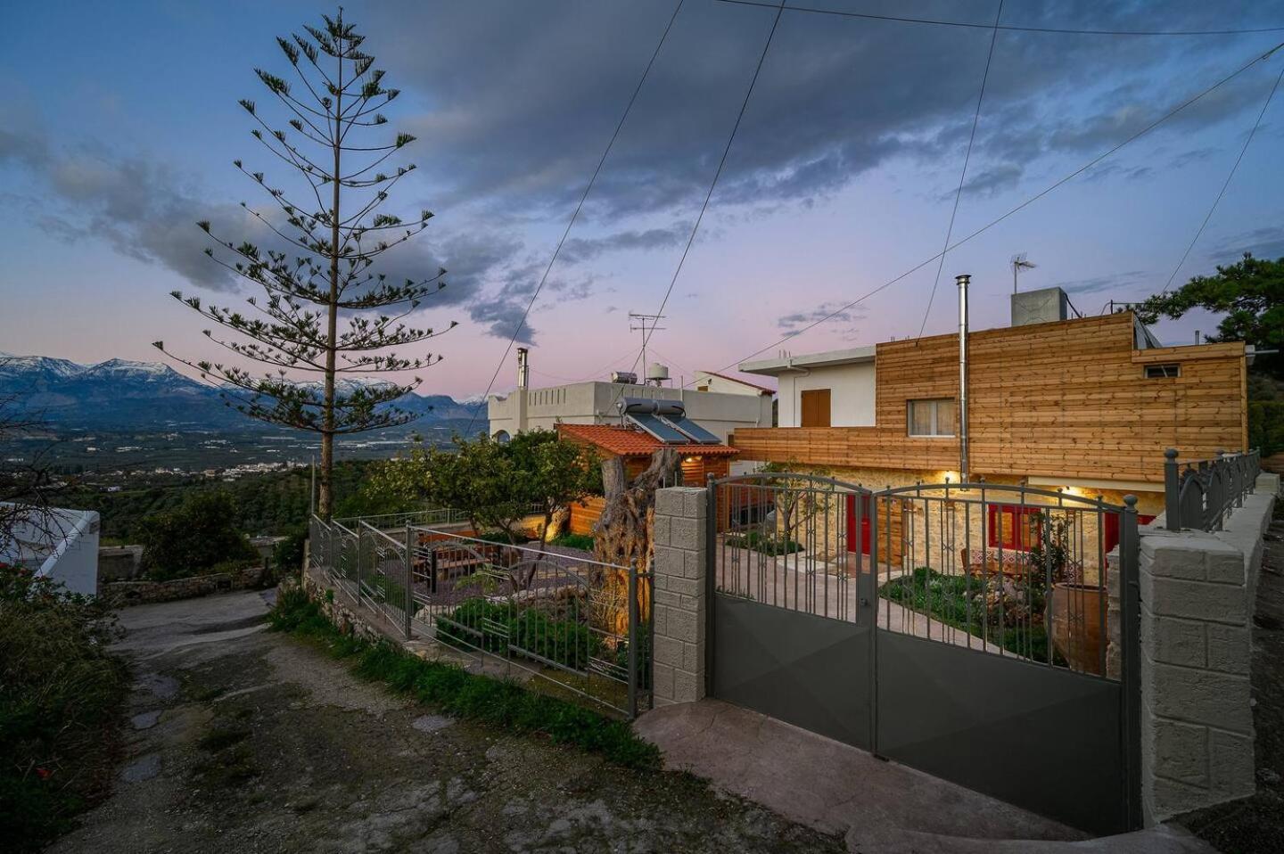 Physis Country House Near Matala Beach & Faistos Kouses Ngoại thất bức ảnh